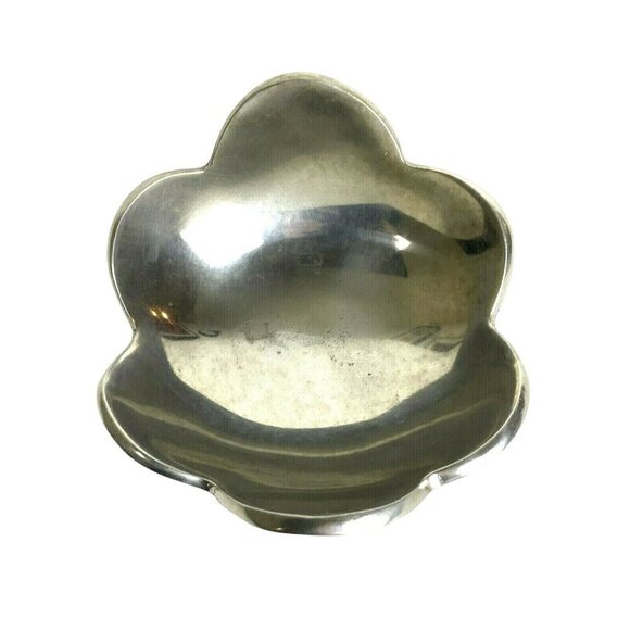 Towle Pintel Collection Scalloped Edge Candy Nut Serving Bowl - Picture 3 of 4